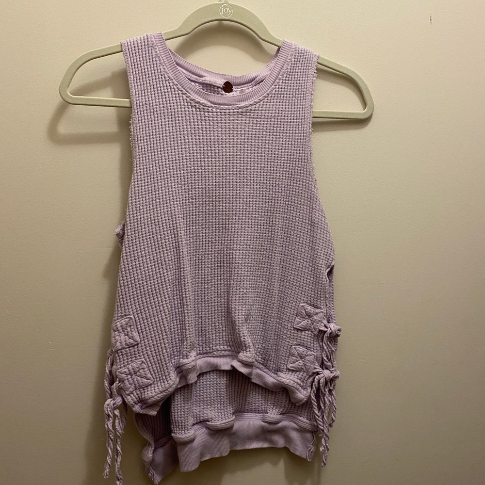 sleeveless interlaken tank in orchid bloom